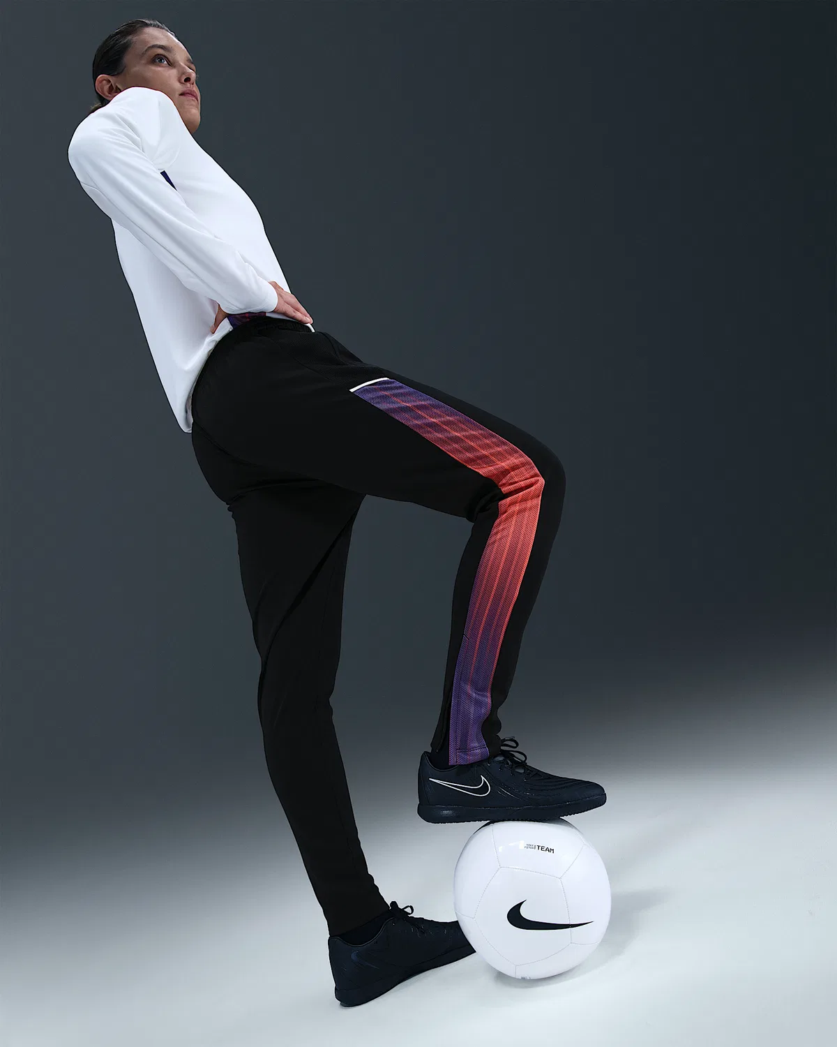 Женские тренировочные штаны Nike United Academy Dri-FIT, Black/Dark Concord/Sail — фото 3
