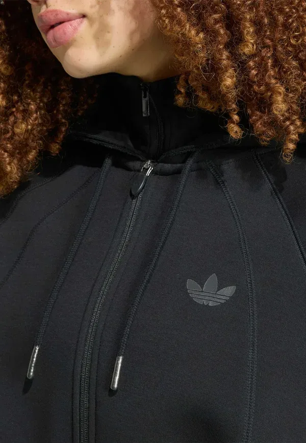 Толстовка с капюшоном Adidas Originals Sst 2.0 cropped hoody zip up sweatshirt, черный утилитарный — фото 4