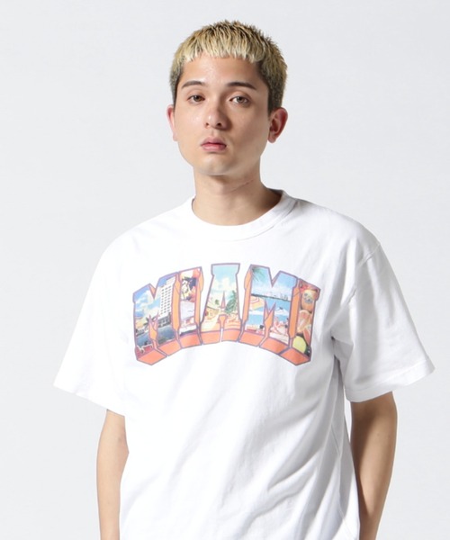 

Открытка с изображением футболки округа Бикини AVIREX, белый