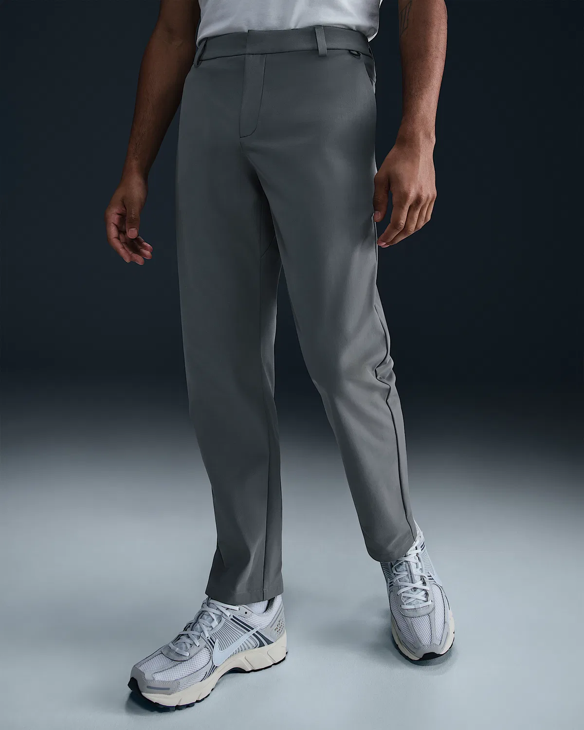 Мужские брюки чинос Dri-FIT Regular Nike 24.7 PerfectStretch, Smoke Grey/Black/Nano Grey — фото 2