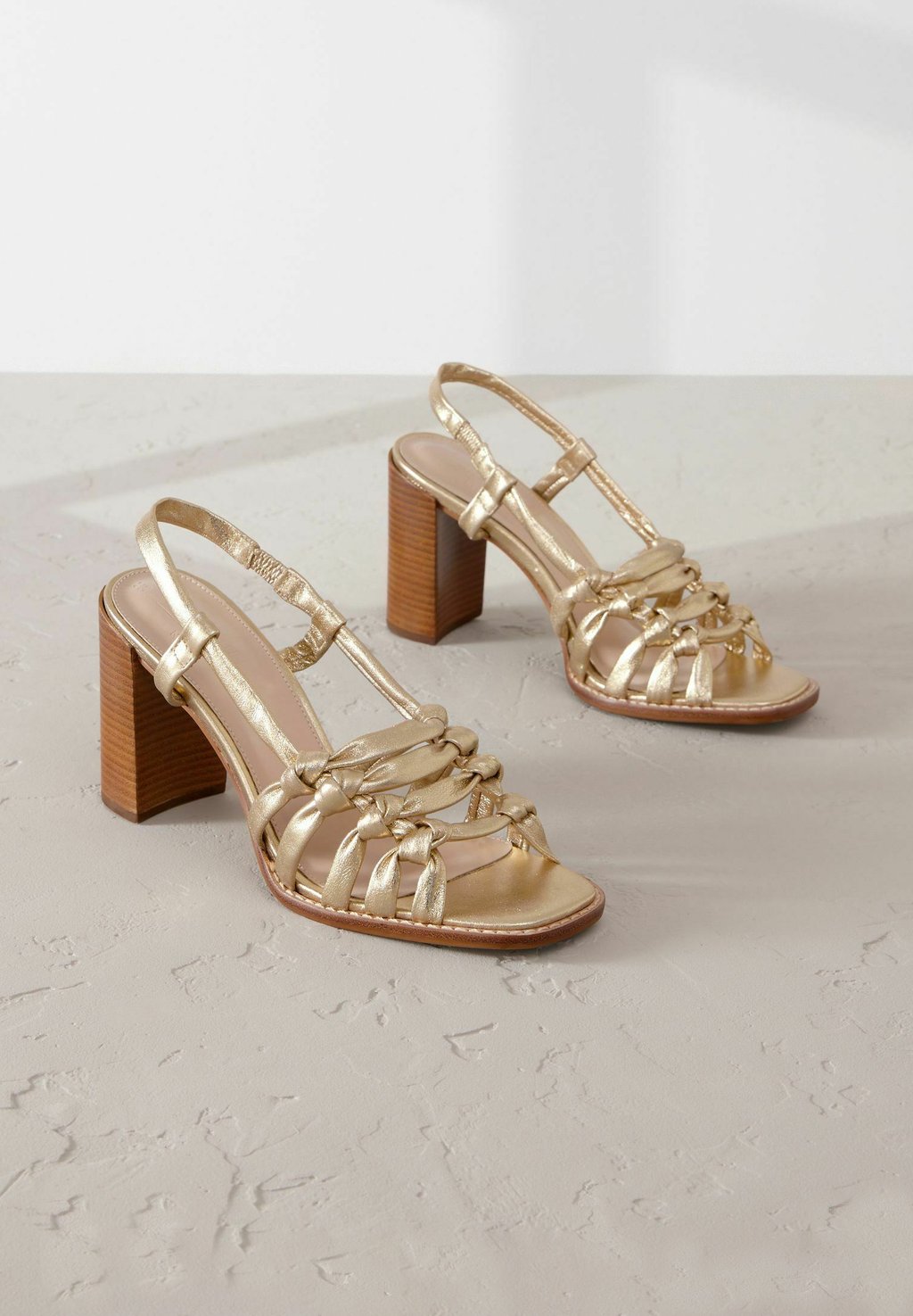 Сандалии REGULAR FIT SIGNATURE PREMIUM CAGE BLOCK HEEL - High heeled sandals Next, золотой — фото 2