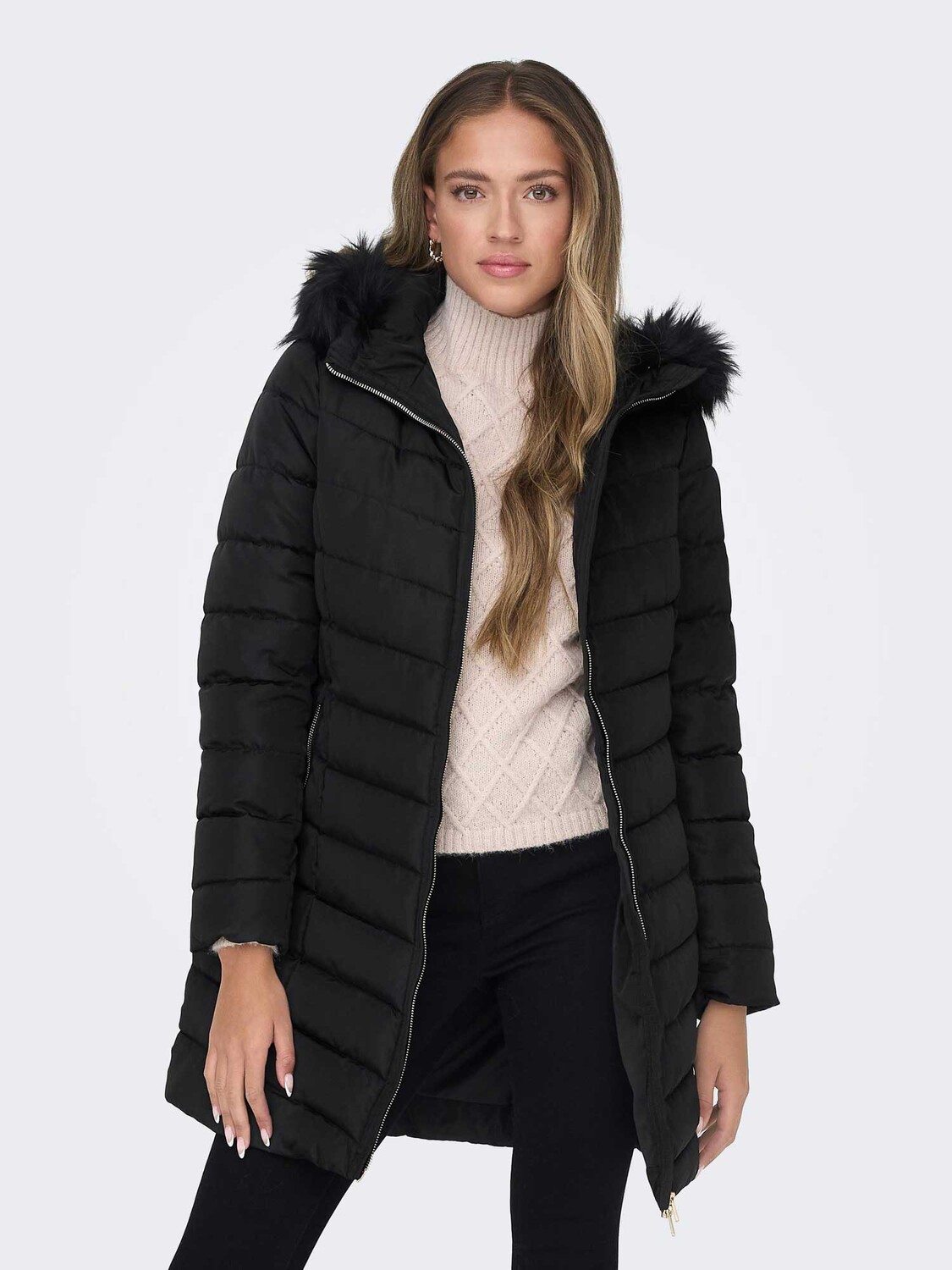 

Куртка Only ONLELLAN QUILTED HOOD FUR COAT CC OTW, черный
