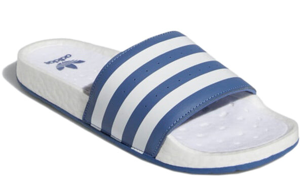 Тапочки adilette boost slides 'crew blue' Adidas, белый — фото 3