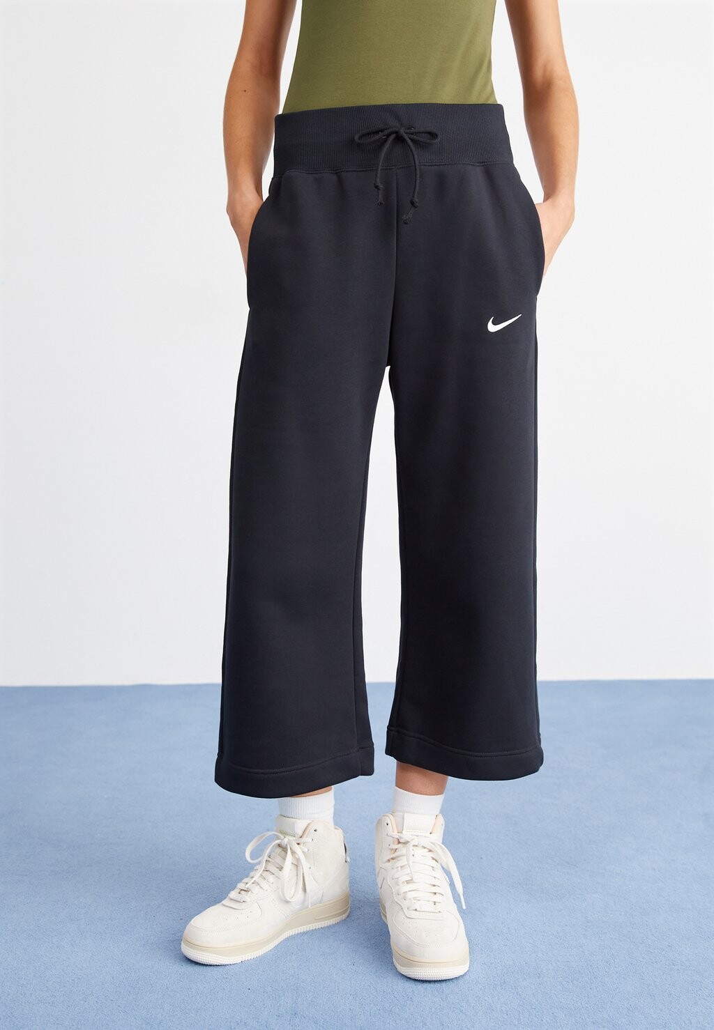 

Спортивные брюки Crop Nike, черный