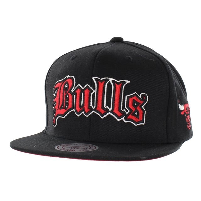 

Мужская кепка Mitchell & ness Chicago Bulls Mitchell And Ness, красный