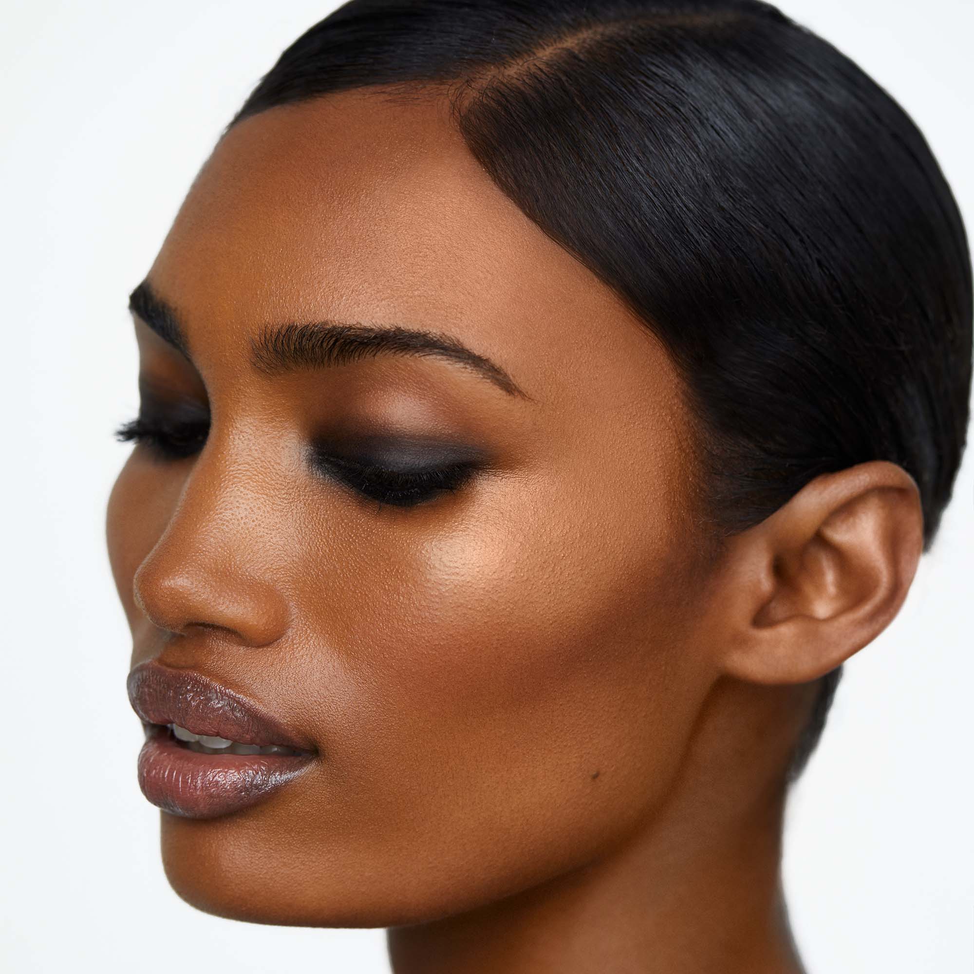 Подводка для глаз Hourglass Voyeur Waterproof Gel Eyeliner, Obsidian — фото 3