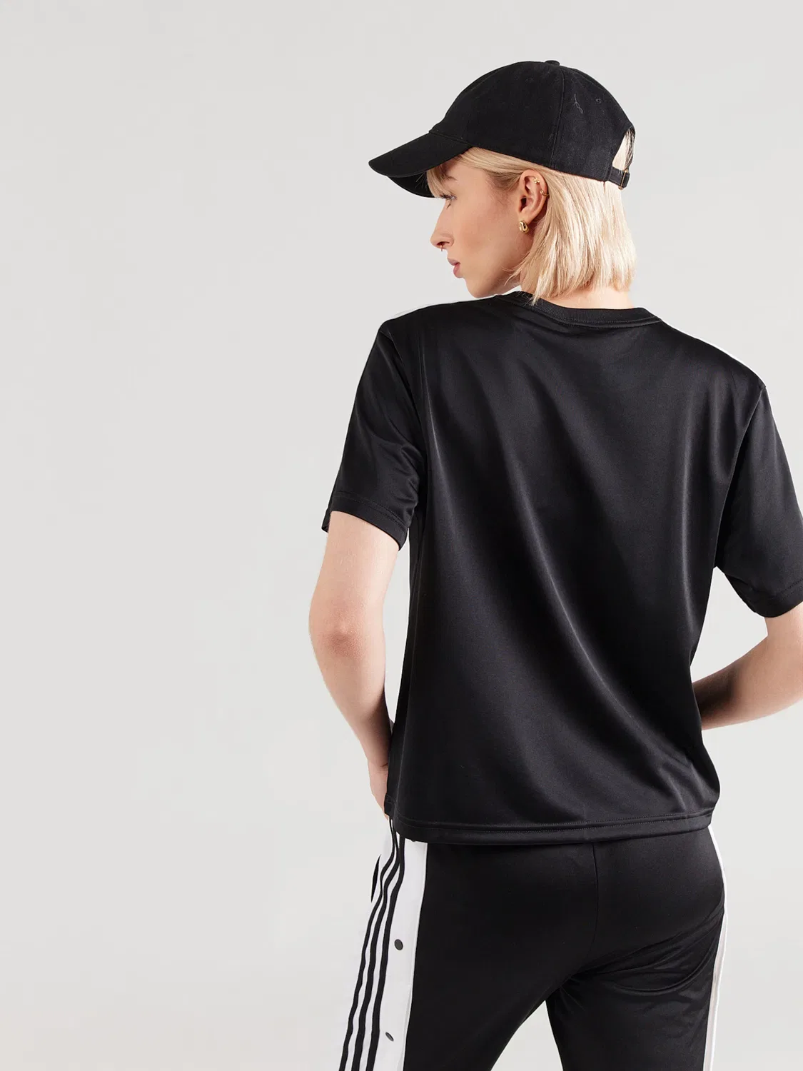 Футболка Adidas Originals Firebird черного цвета — фото 3