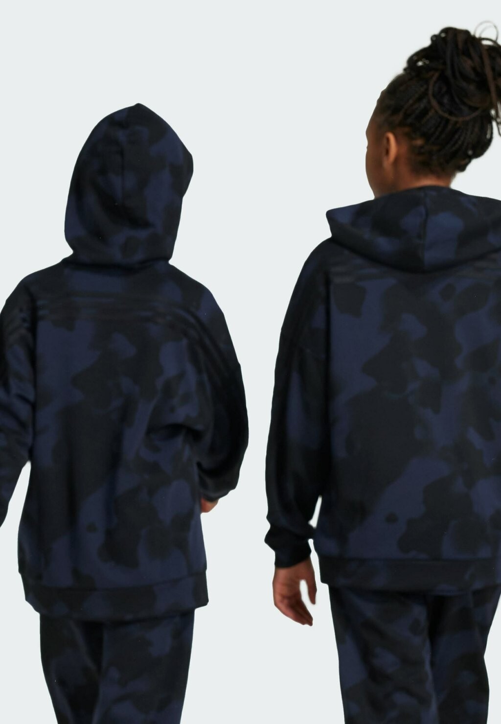 

Толстовка Future Icons Camo Printed adidas Sportswear, Черные чернила Legend