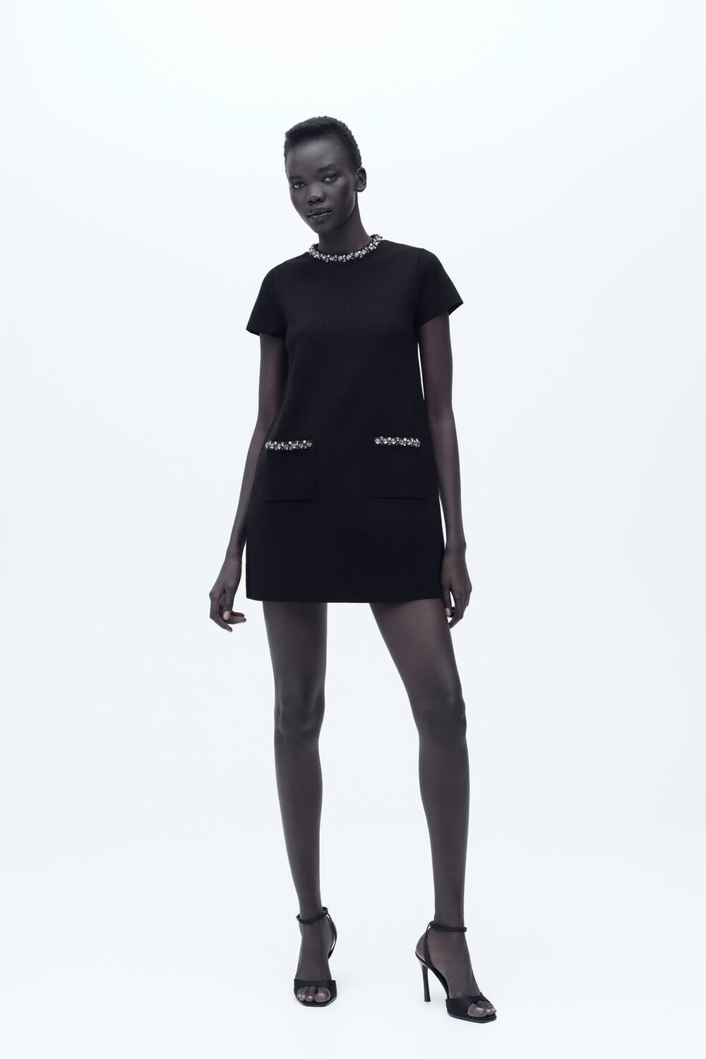

Вязаное мини-платье с бусинами из страз ZARA, черный