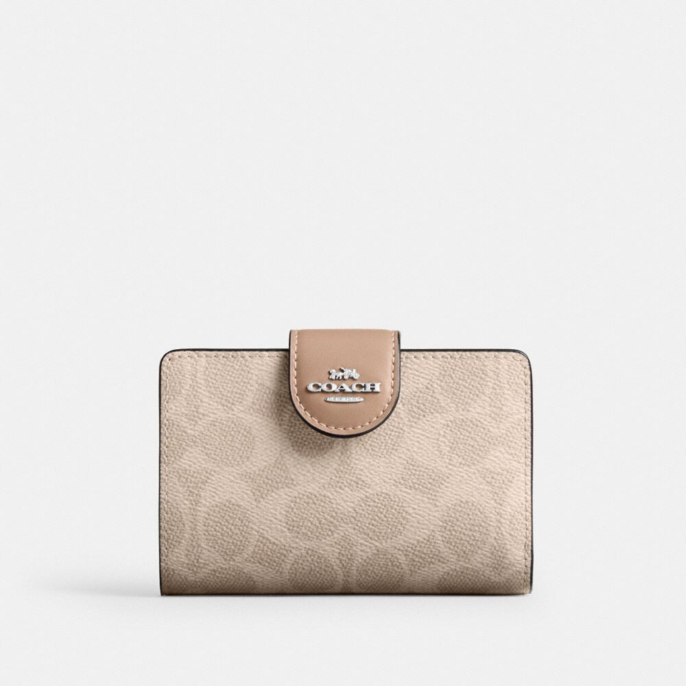 

Средний кошелек с угловой молнией COACH, серебряный/песочный/серо-коричневый