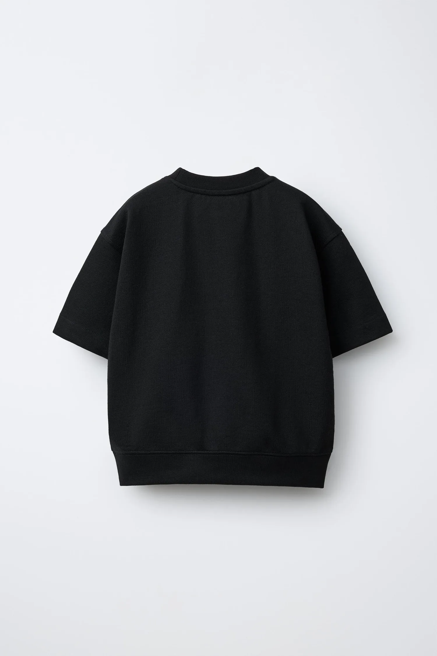 Толстовка с коротким рукавом и рельефным текстом Zara, черный — фото 2