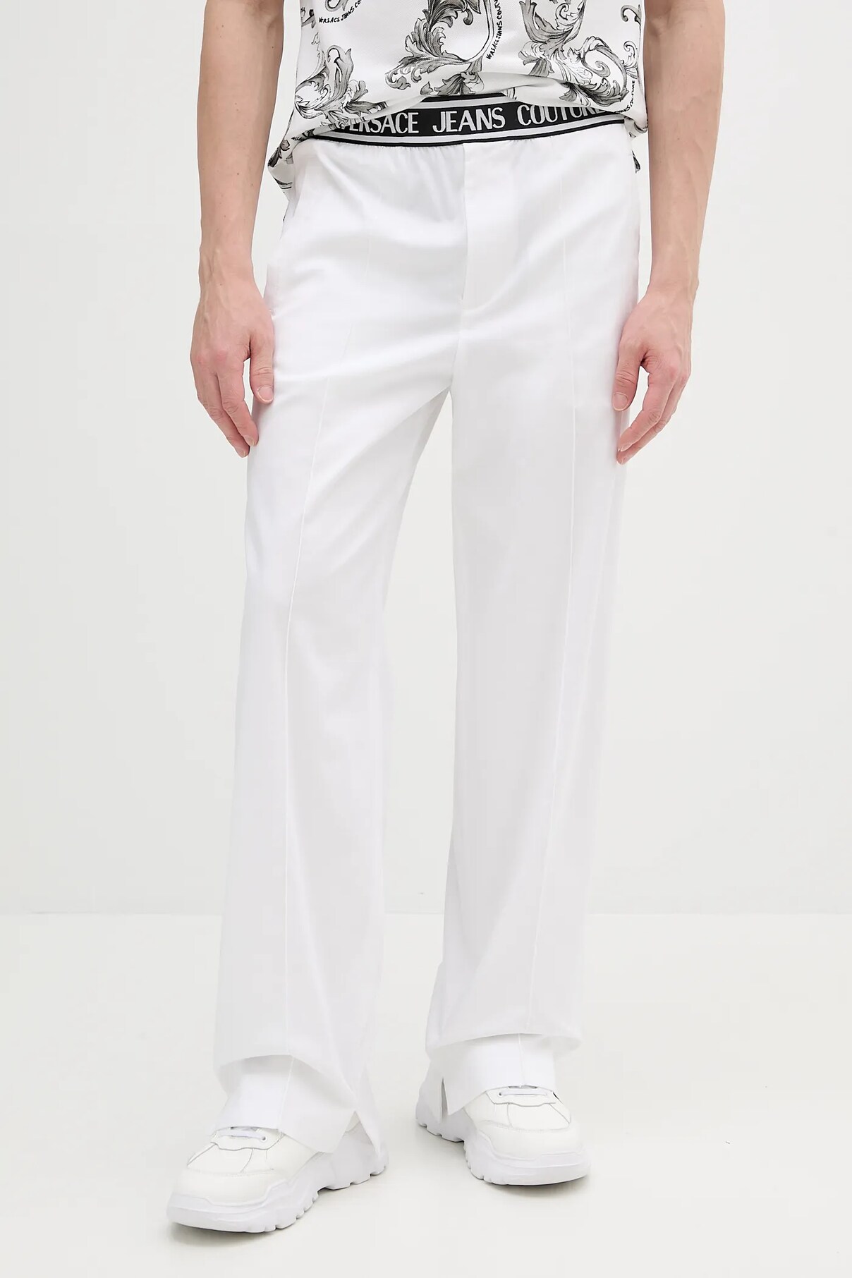 

Брюки Versace Jeans Couture, белый