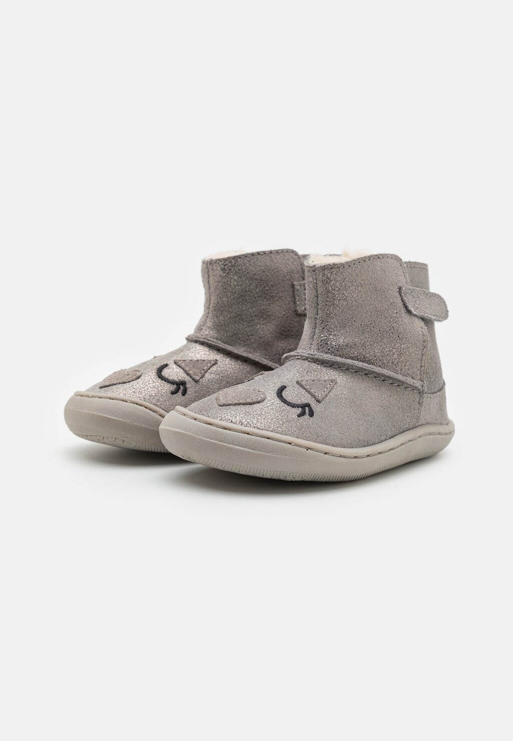 

Детская обувь LEVOCA BAREFOOT Gioseppo, серый