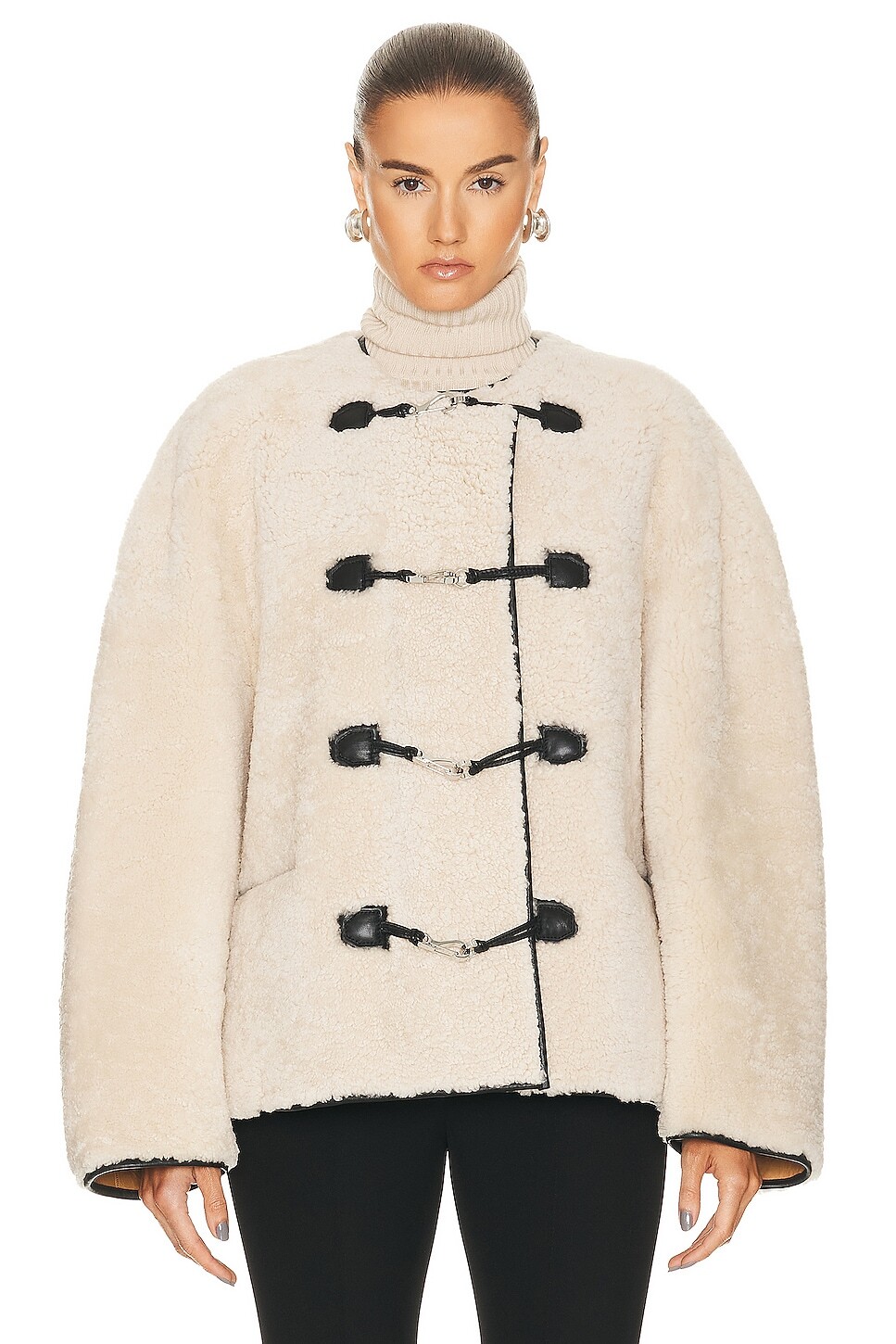 

Куртка из овчины с застежкой Teddy Toteme, кремовый