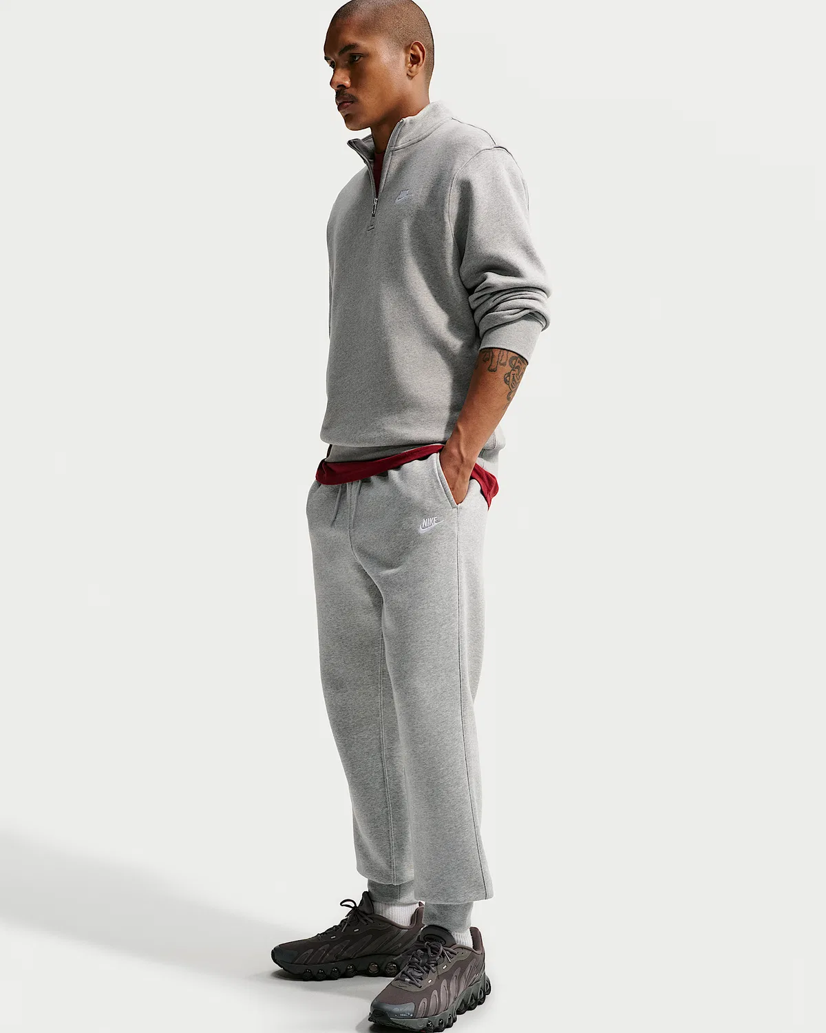 Мужские джоггеры Nike Club, Dark Grey Heather/Light Smoke Grey/White — фото 4