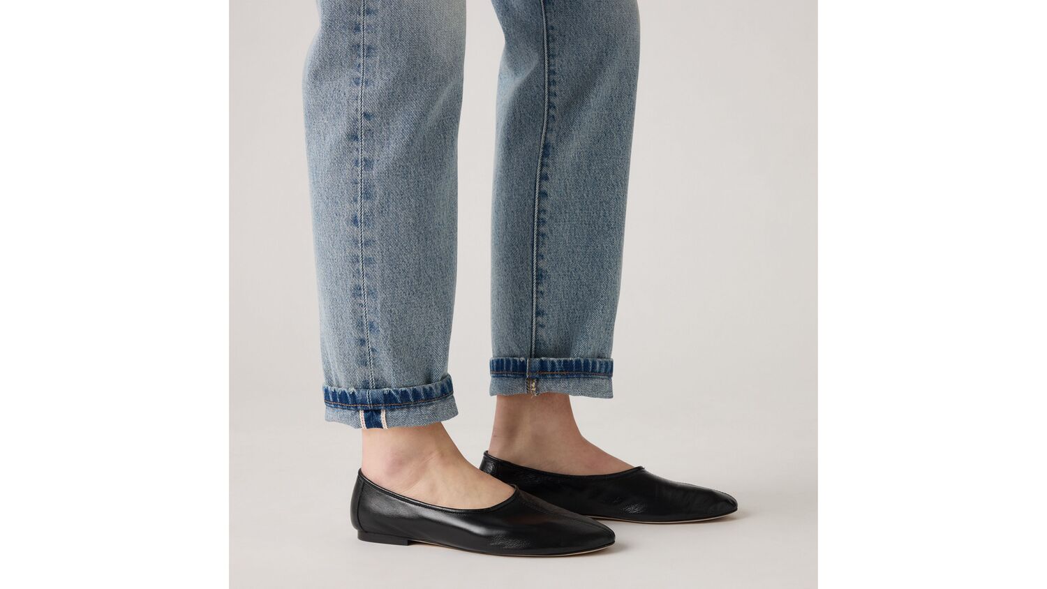 Женские укороченные джинсы 501 Original Selvedge Levi's, What Time - Light Wash — фото 2