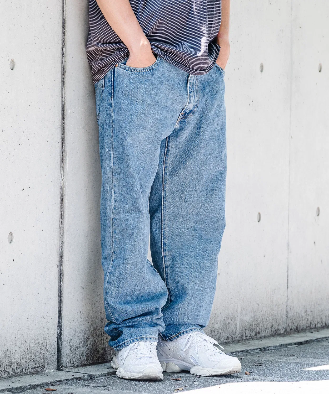 Джинсы Relaxed Straight Levi's 555 из хлопка, цвет индиго — фото 3