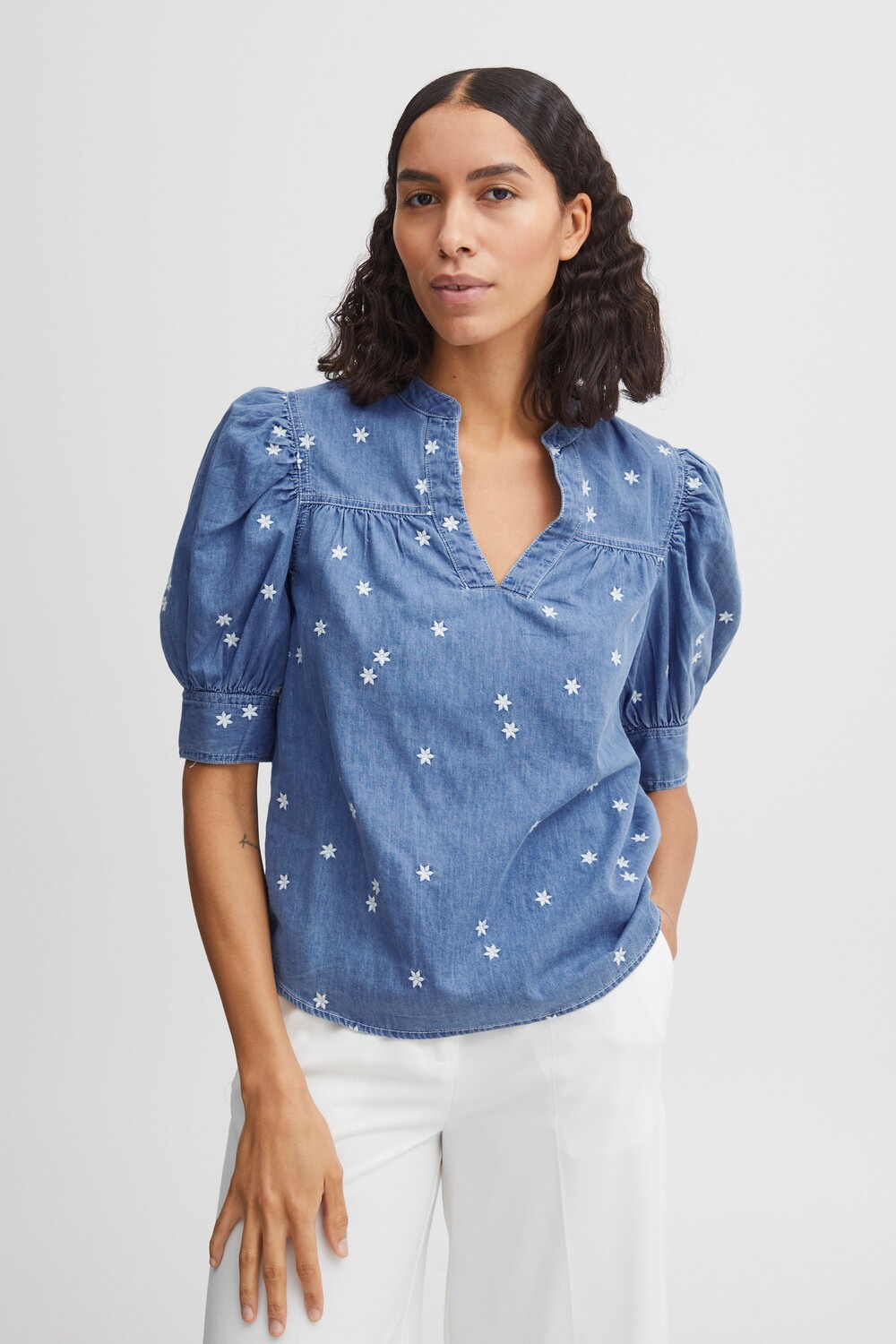 

Блуза b.young Kurzarm BYFVLYSTRA BLOUSE, синий