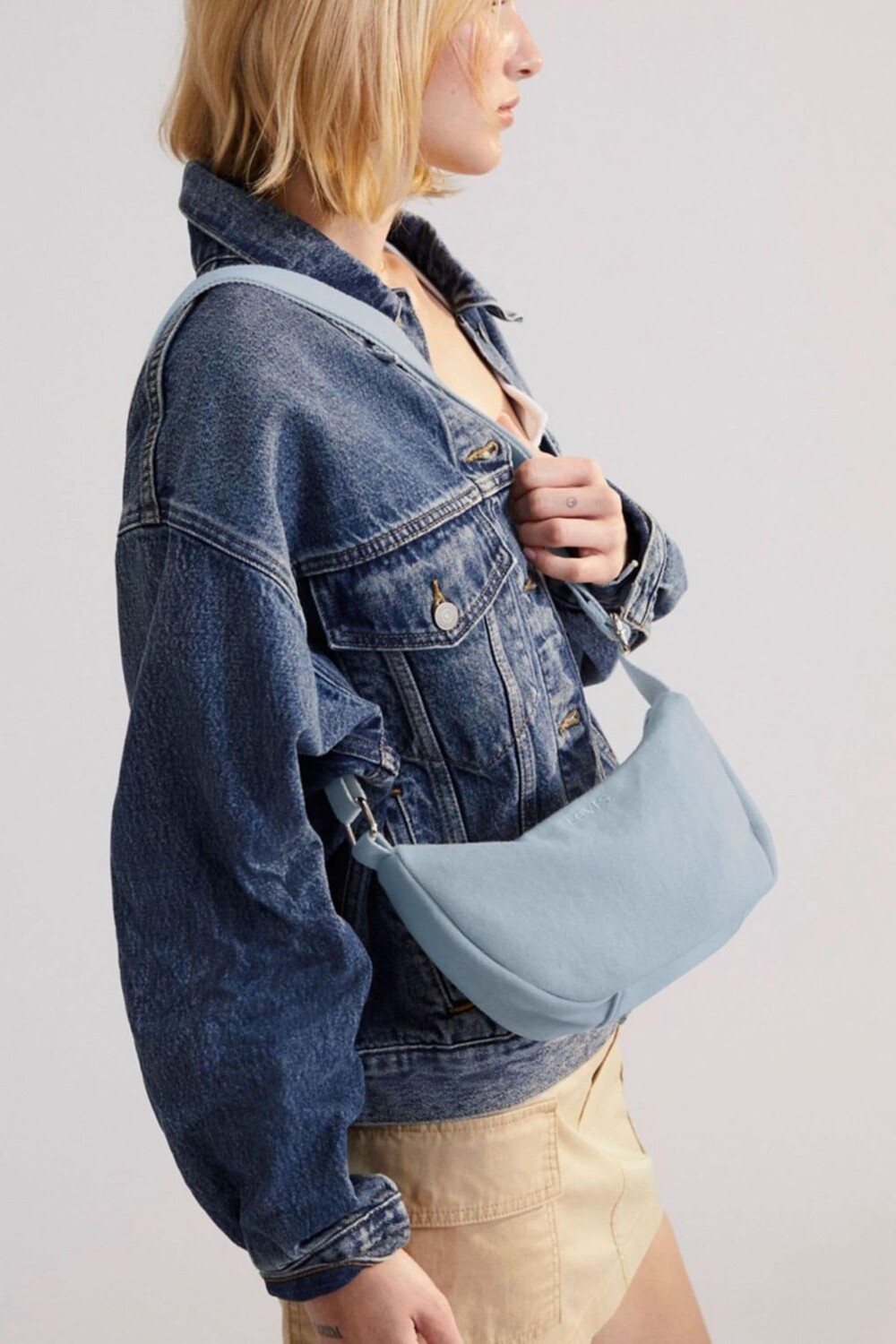 

Маленькая сумка на длинном ремне Levi'S, синий
