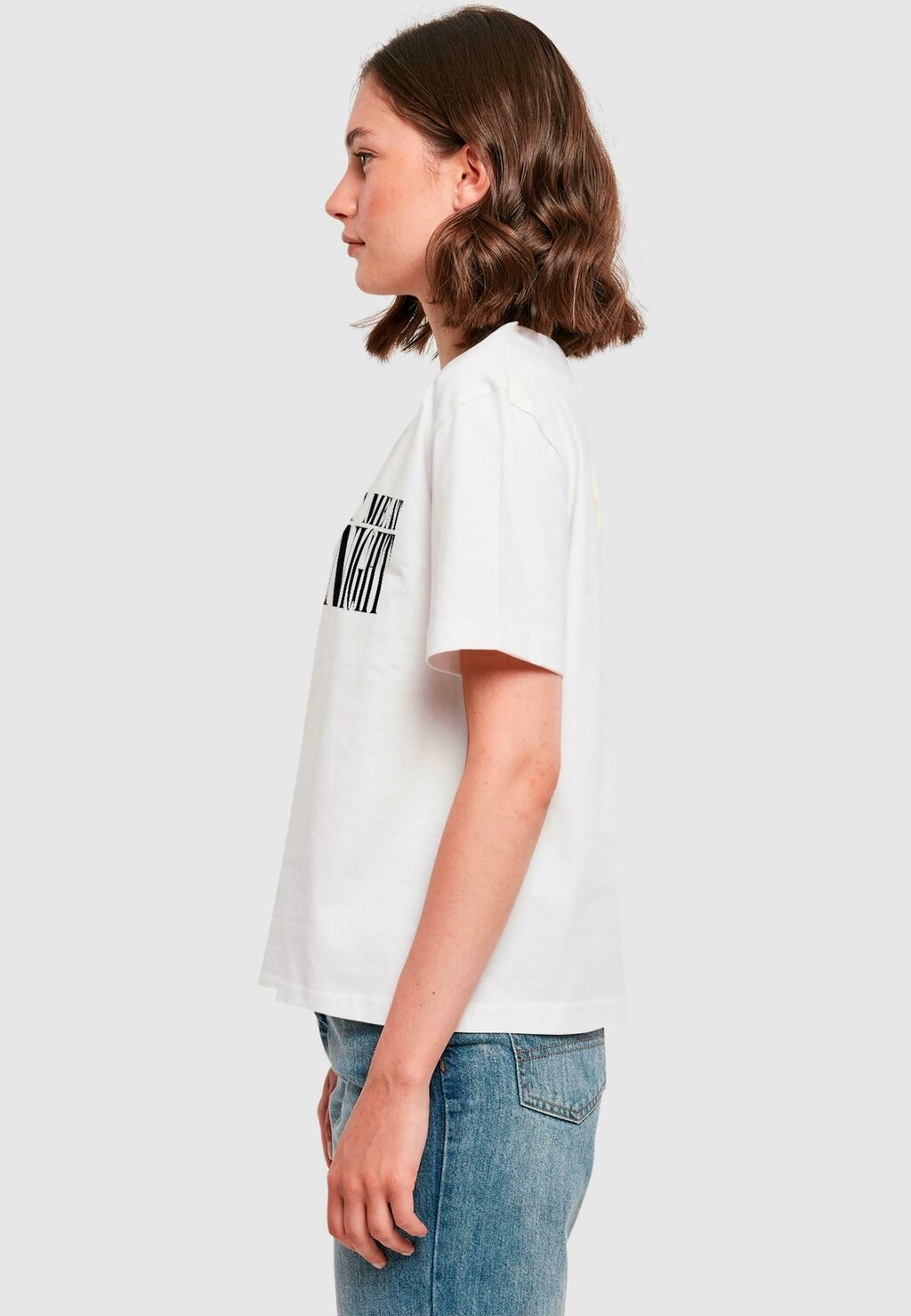 

Футболка с принтом MEET ME AT MIDNIGHT TEE Mister Tee, белый