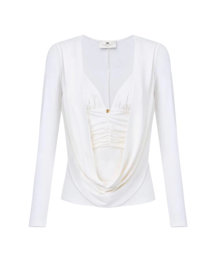 

Свитер из крепового трикотажа с декоративным логотипом в виде драгоценного камня. Elisabetta Franchi, белый