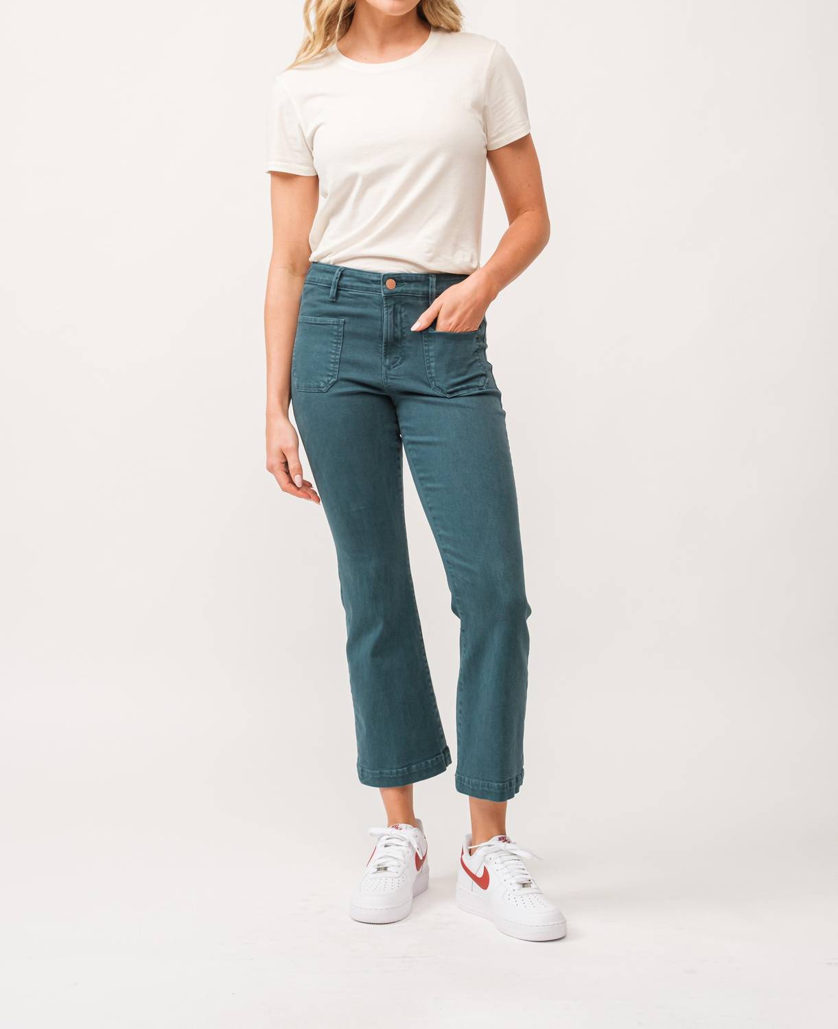 

Укороченные расклешенные джинсы Jeanne в цвете Deep Teal DEAR JOHN DENIM