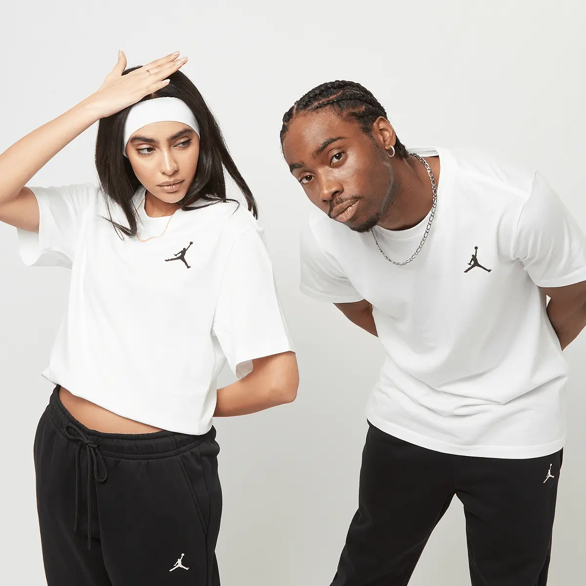 

Футболка Nike Jumpman Short-Sleeve T-Shirt, белый/белый