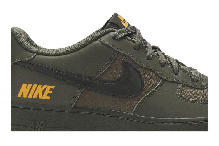 Кроссовки Nike Air Force 1 LV8 Gore-Tex BG 'Olive', зеленый — фото 3