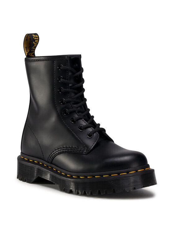 Ботинки высокие Dr. Martens 1460 Bex на шнуровке, черный