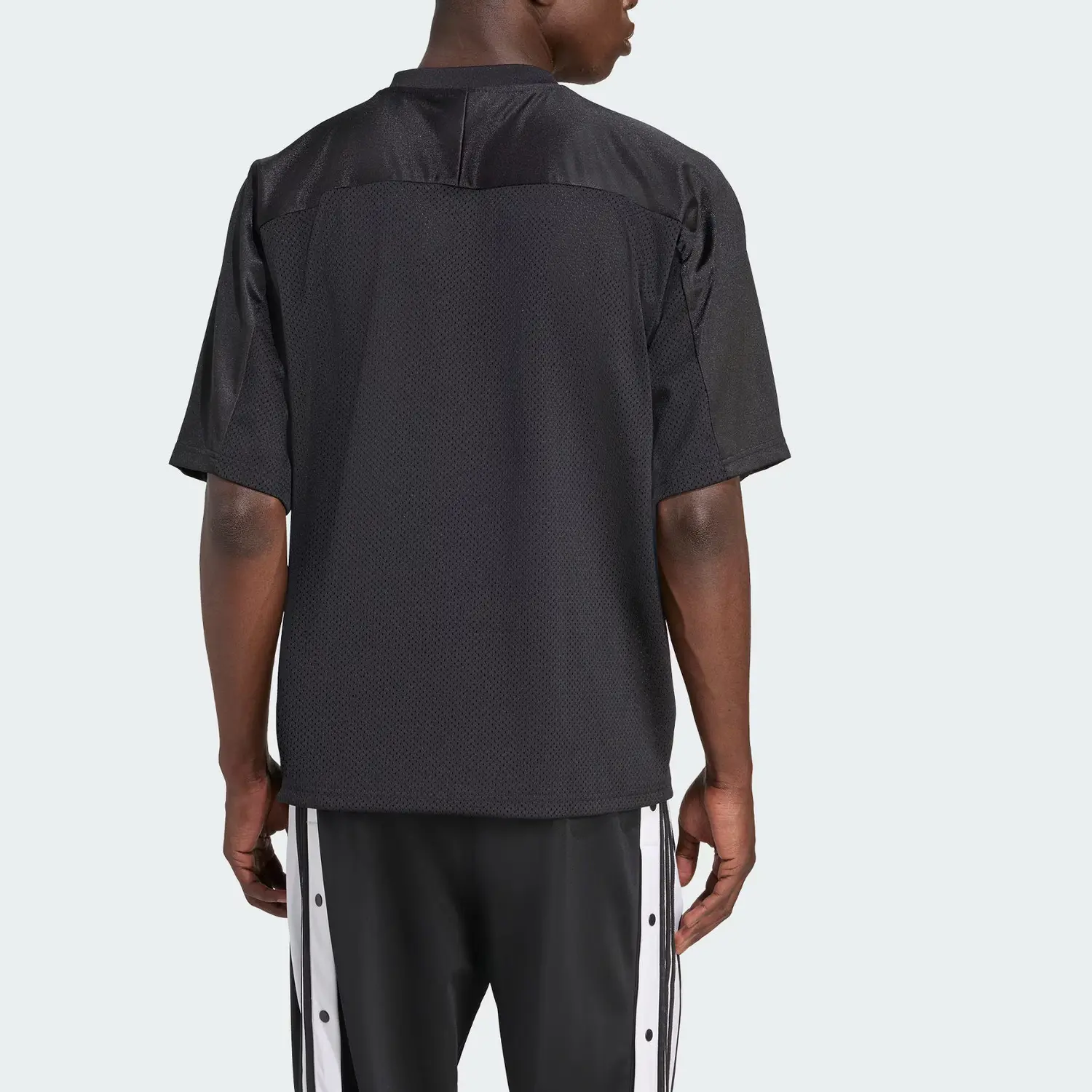Футболка Adidas Original Essentials Perforated Adidas Originals, черный — фото 4