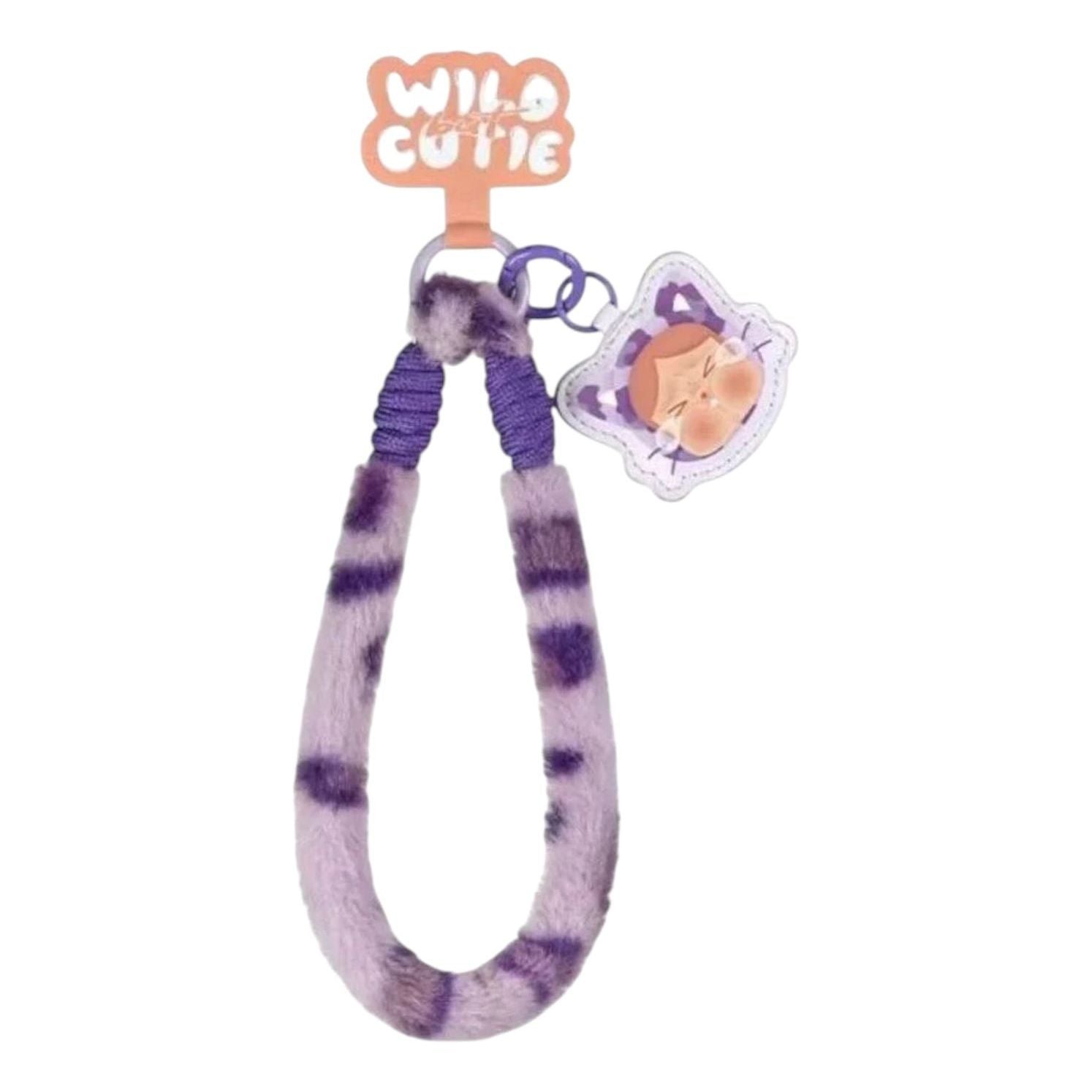 

Фигурка Pop Mart CryBaby Wild but Cutie Phone Charm 'Neom Cutie'