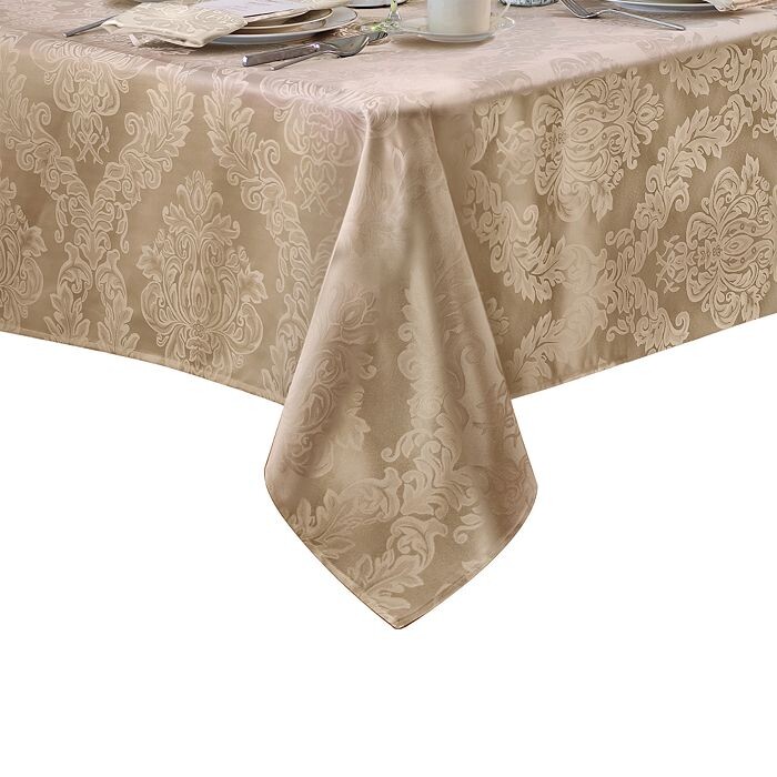 

Продолговатая скатерть из жаккардового дамаска Barcelona, ​​102 x 60 дюймов Villeroy & Boch