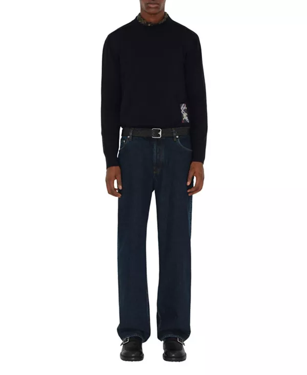 

Проверьте этикетку шерстяного свитера Burberry, черный