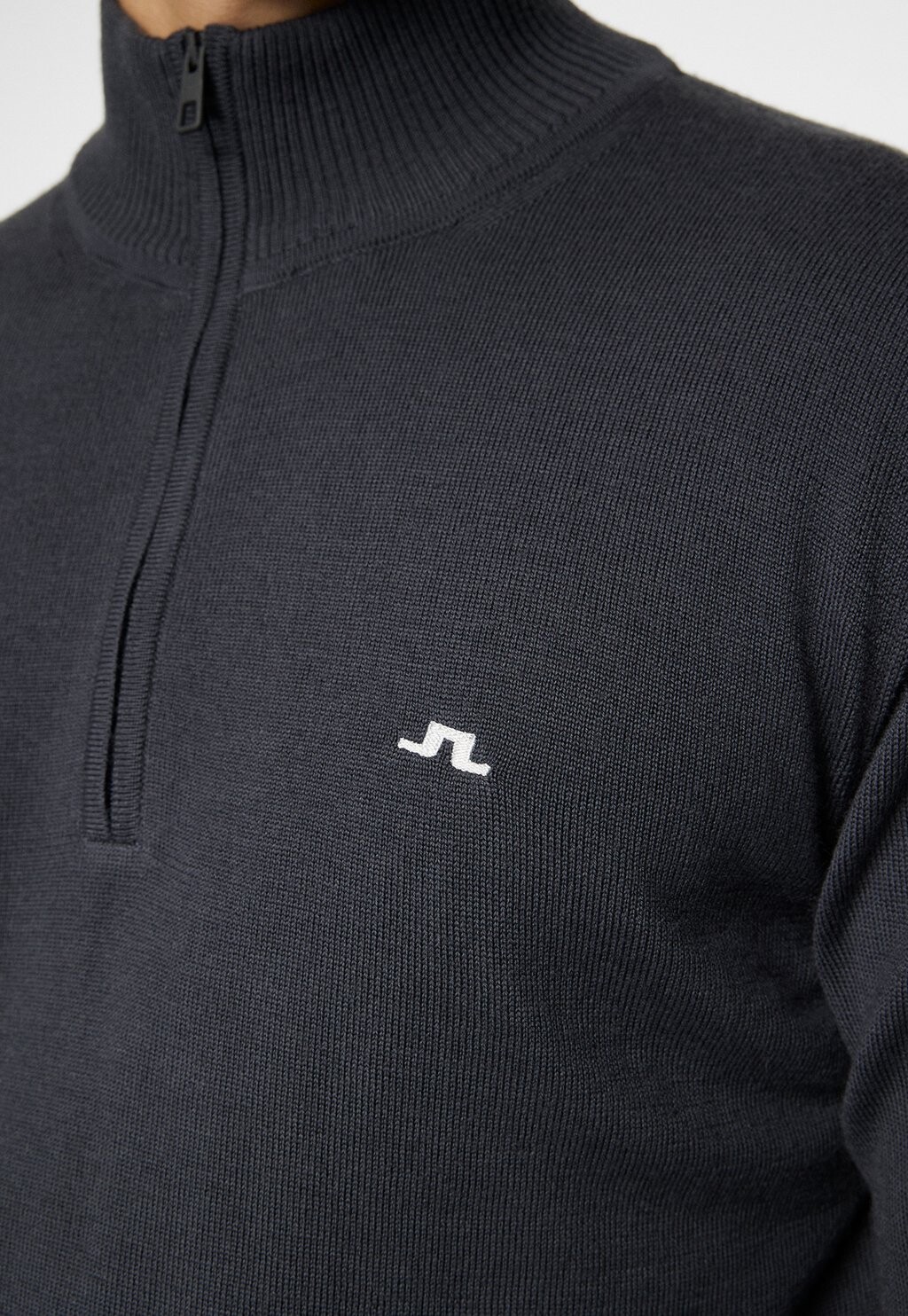 

Джемпер KIAN ZIPPED J.LINDEBERG Sports, черный металлик