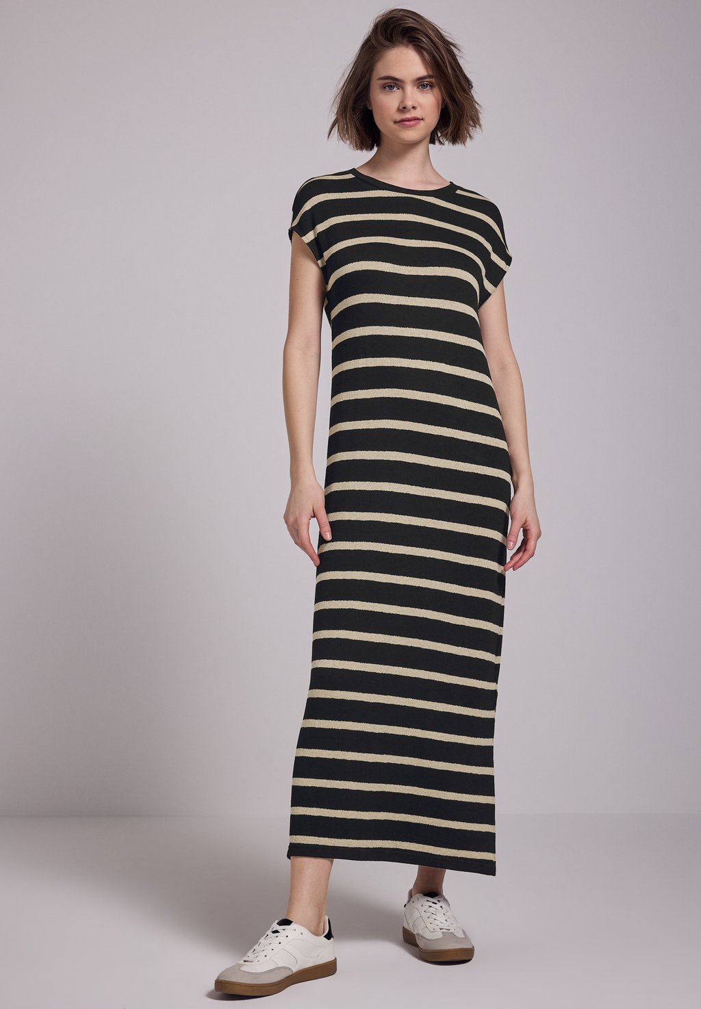

Платье-джемпер GESTREIFTES - Maxi dress Street One Studio, черный
