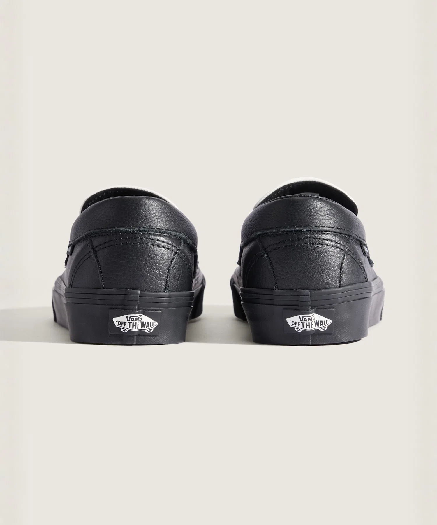 Унисекс кожаные лоферы VANS Loafer 53 чёрно-белые — фото 4