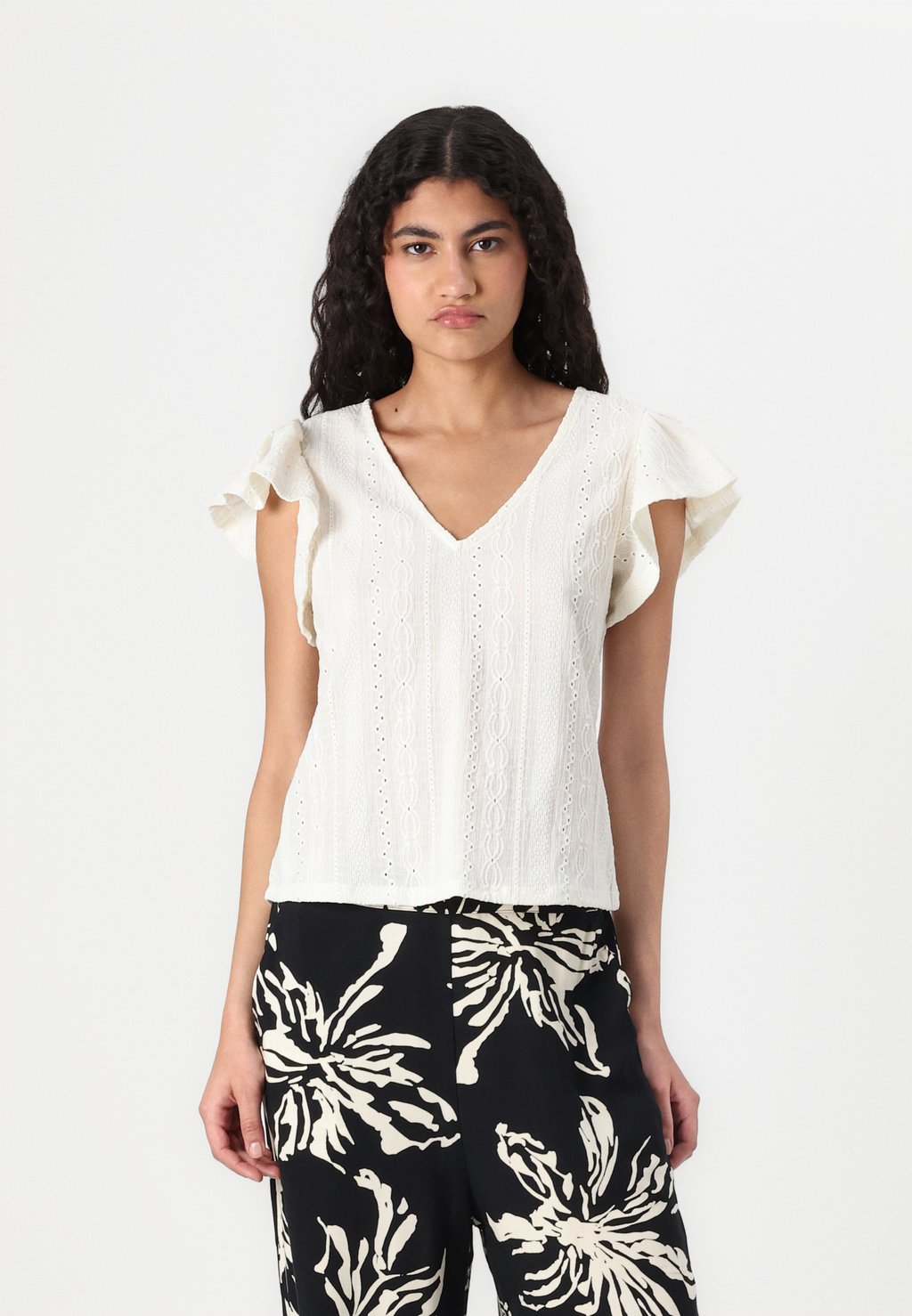 

Блуза VILINDA V NECK VILA, кремовый