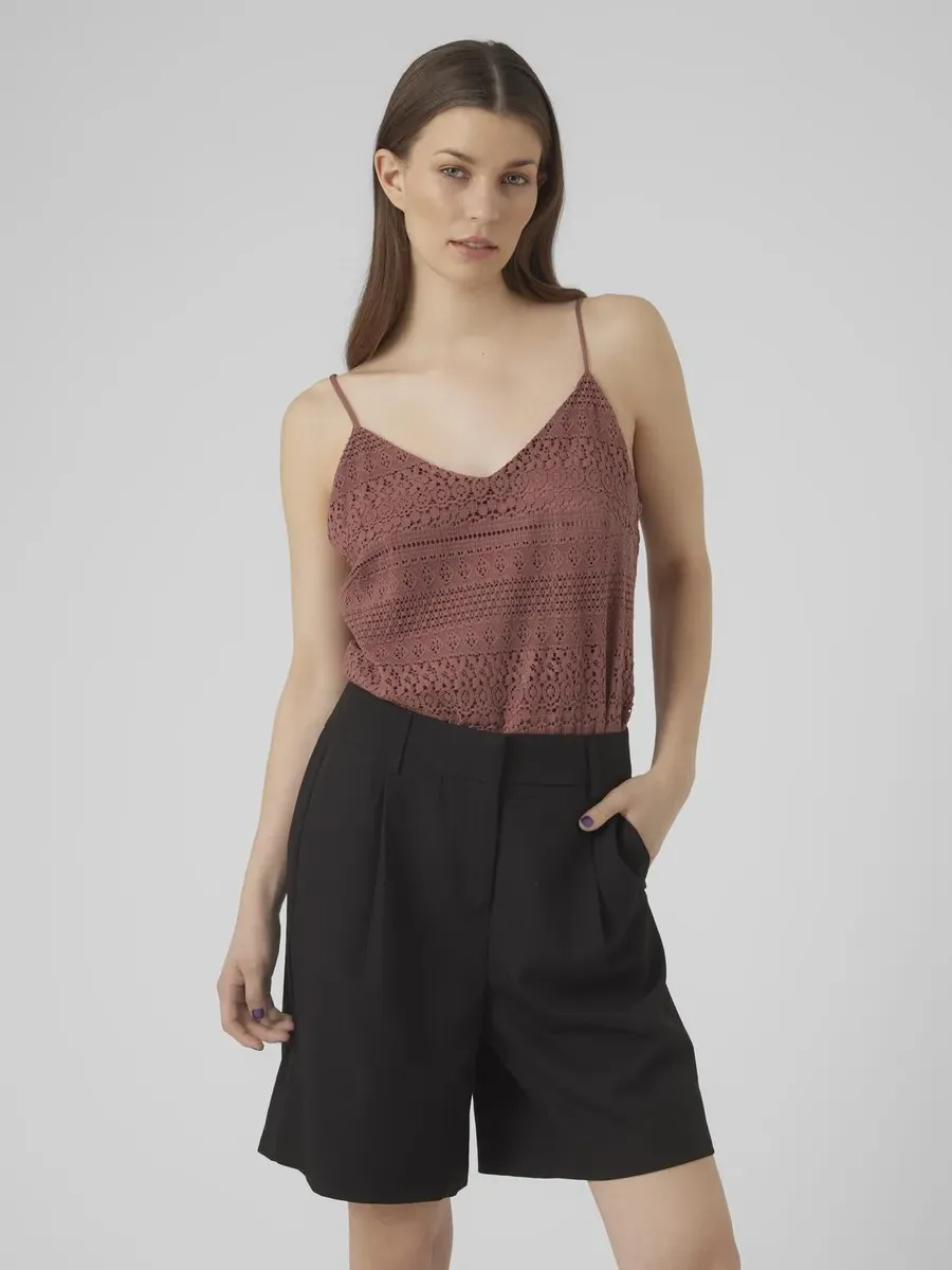 

Топ Vero Moda спагетти "VMHONEY LACE SINGLET WVN", цвет Rose Brown
