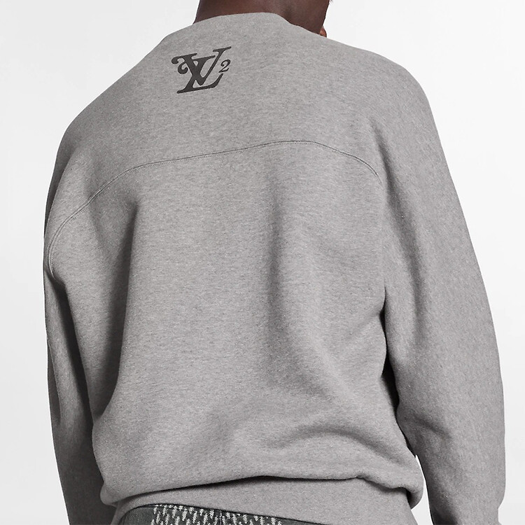 Новые квартальные продукты LV Sweatshirt Unisex Louis Vuitton, серый — фото 4