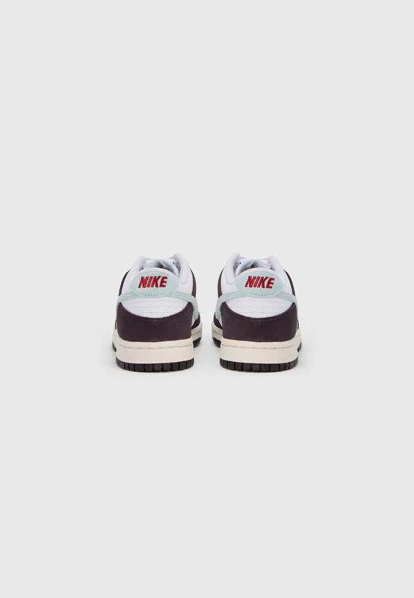 Унисекс кроссовки dunk low Nike Sportswear, White/Glacier Blue/Burgundy Ash/Team Crimson — фото 3