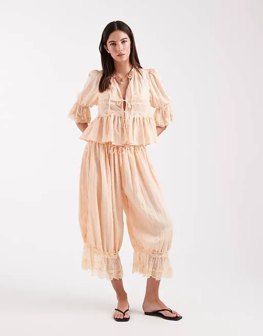 

Персиковые брюки-шаровары Free People Forever Young