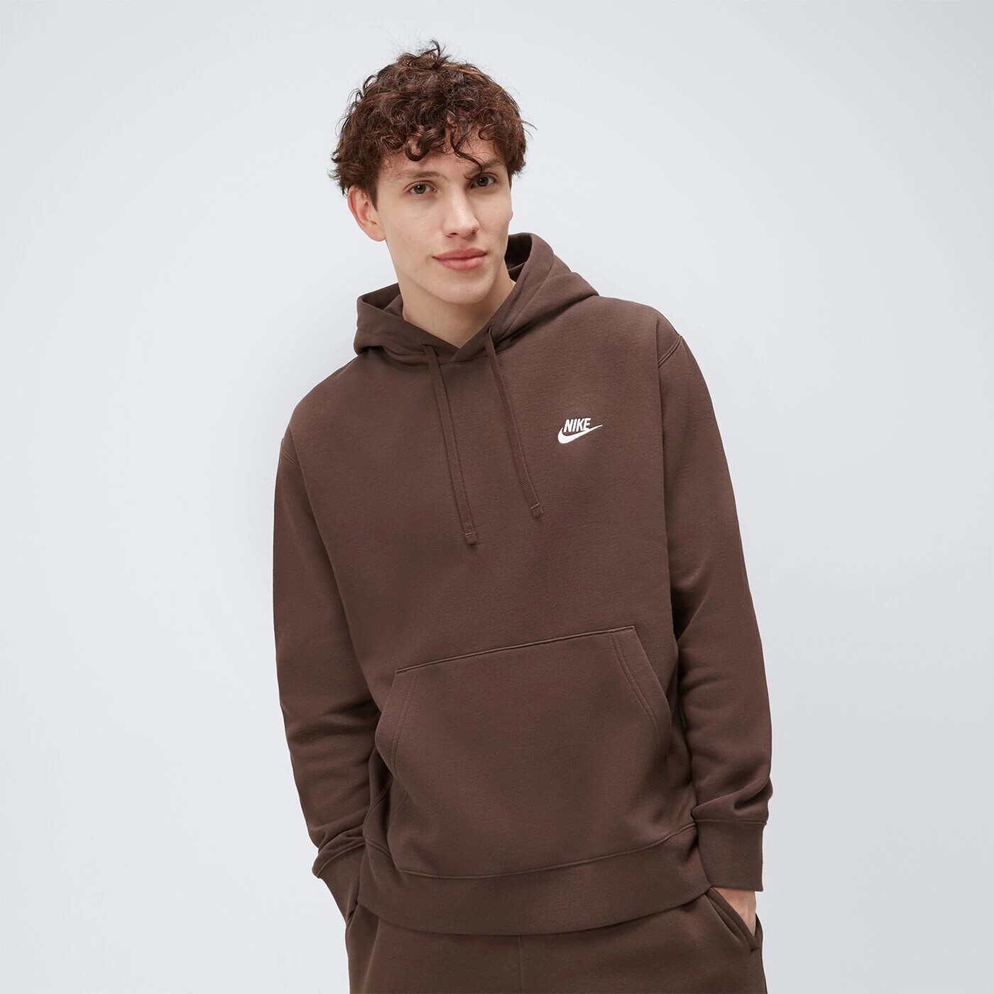 

Худи флисовая Nike SportWear Club, коричневый