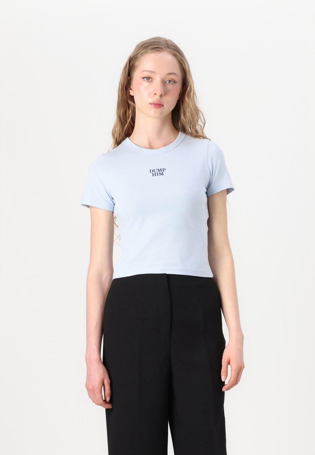 

Футболка с принтом JXGIGI BABY TEE JJXX, светло-голубой