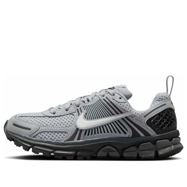 

Кроссовки air zoom vomero 5 Nike, серый