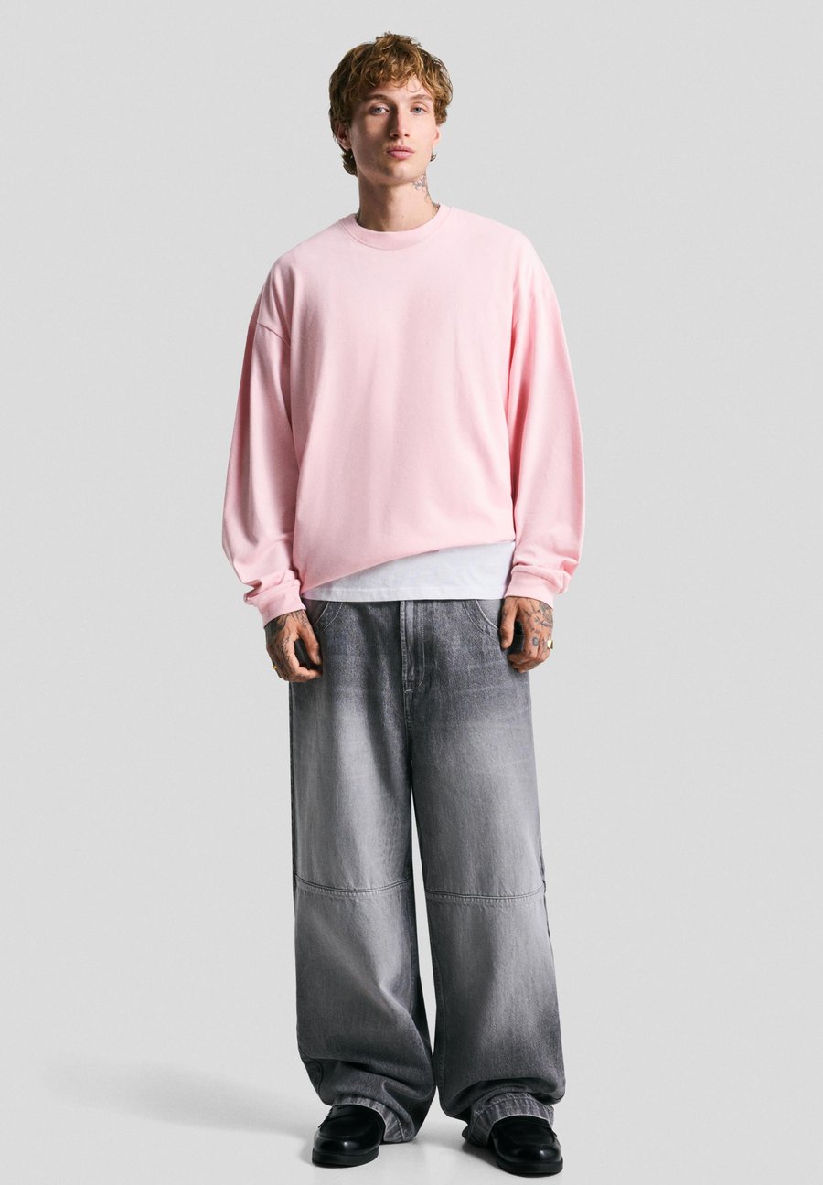 

Топ Bershka LONG SLEEVE BOXY FIT, Light Pink