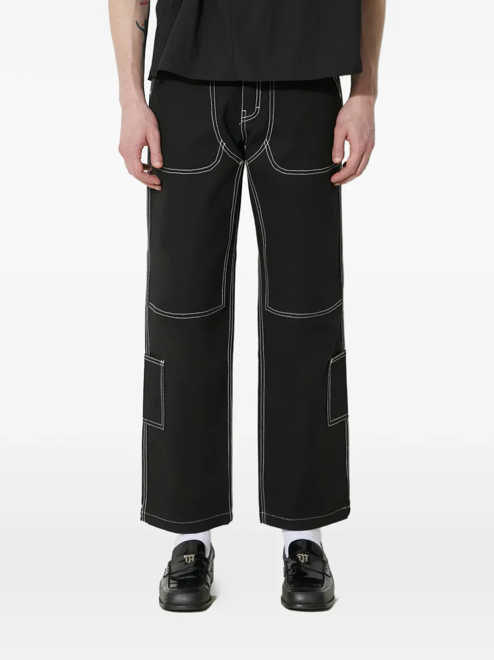 

Брюки с нашивкой-логотипом Pleasures, черный