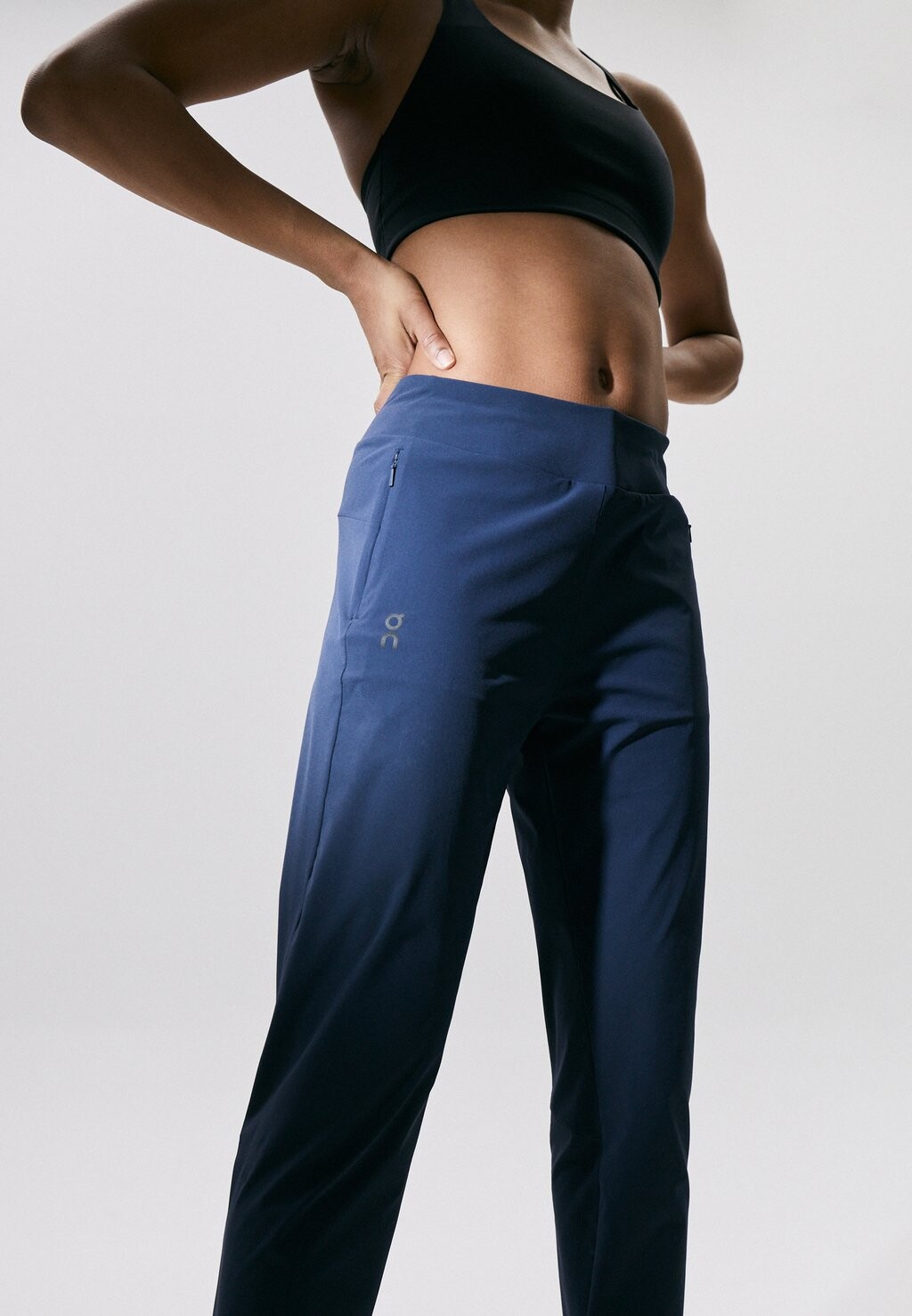 

Спортивные брюки LIGHTWEIGHT On, цвет navy