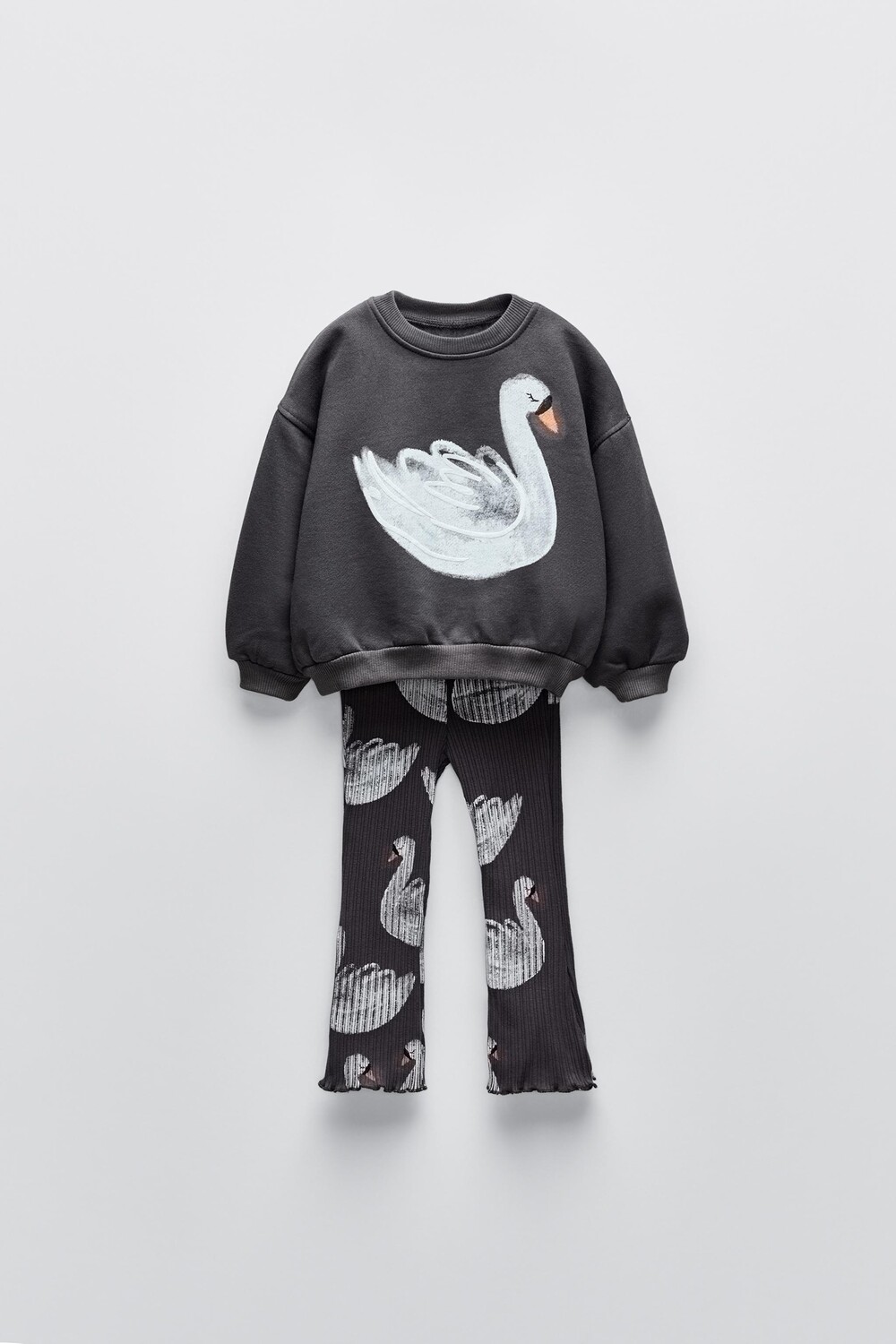 

Комплект из свитшота и леггинсов swan flare ZARA, антрацитово-серый