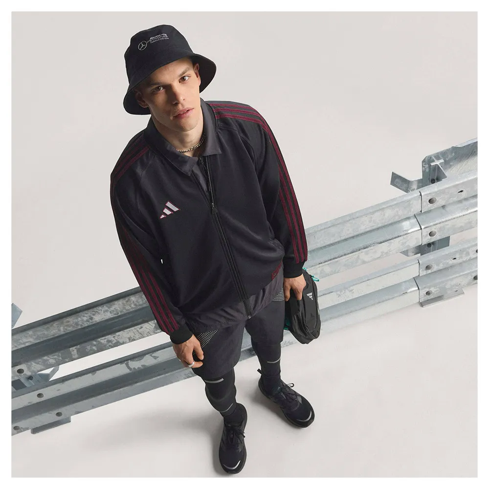 

Толстовка adidas Mercedes-AMG Petronas F1 Team Las Vegas на молнии, черный