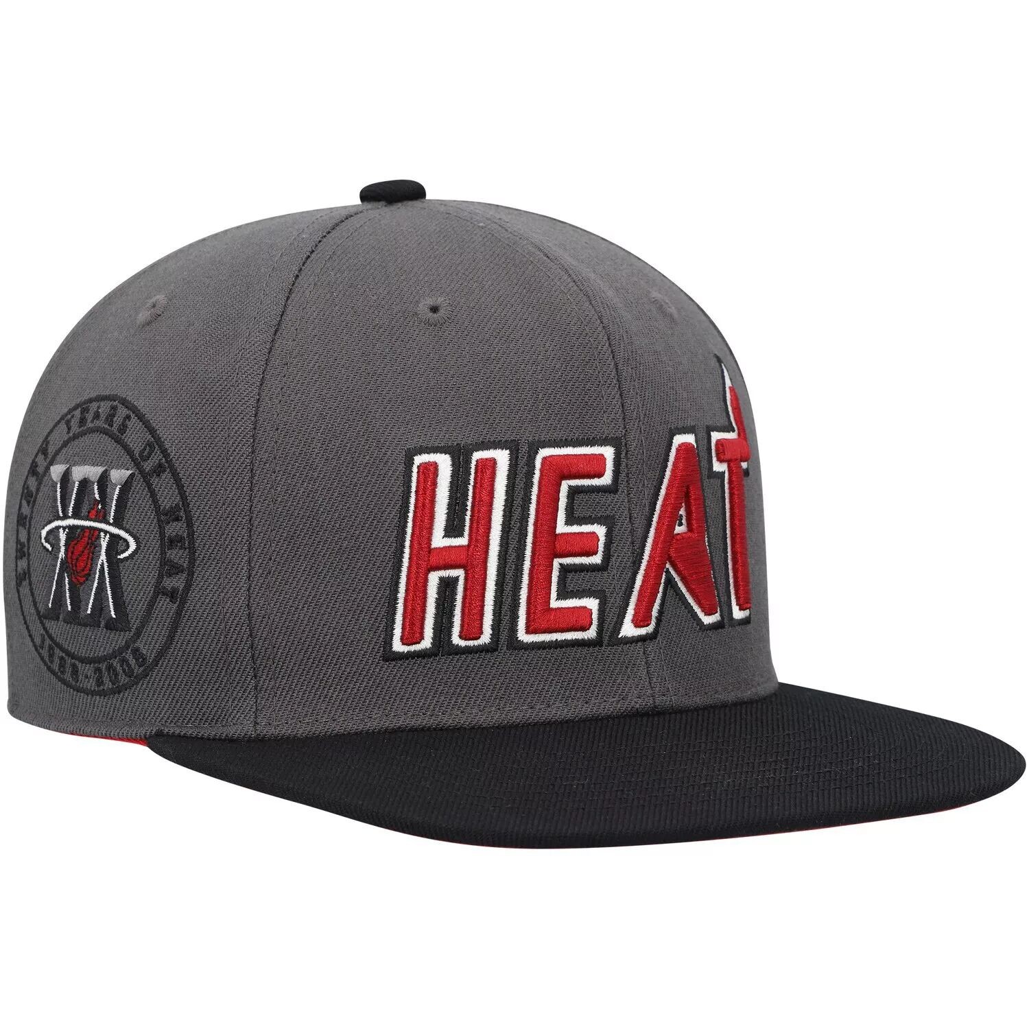 

Мужская шляпа Mitchell & Ness серого/черного цвета Miami Heat Hardwood Classics 20th Anniversary Born & Bred